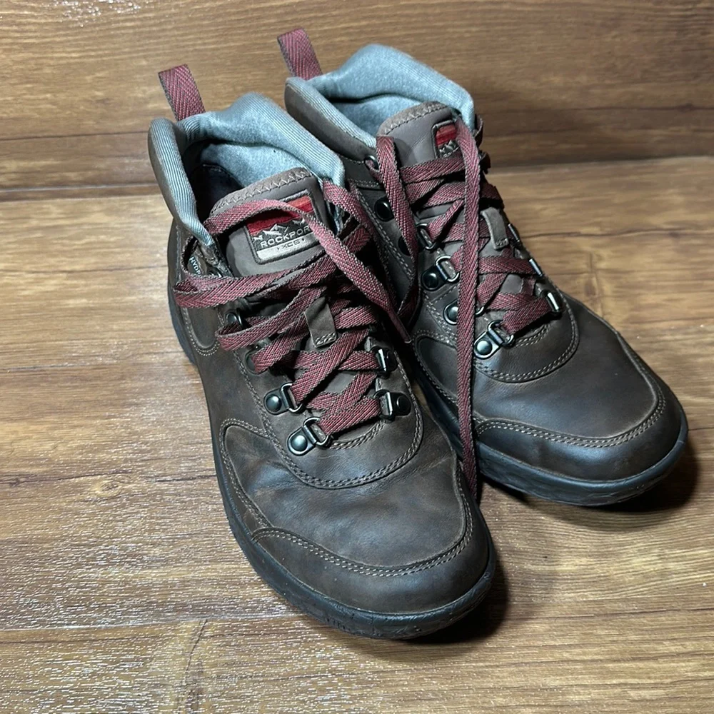 Rockport Hydro shield water proof men’s boot size 7M
